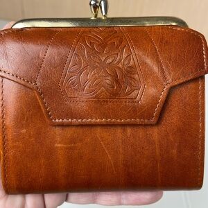 Vintage Princess Gardner Leather Kiss Lock Wallet Organizer Brown Cowhide